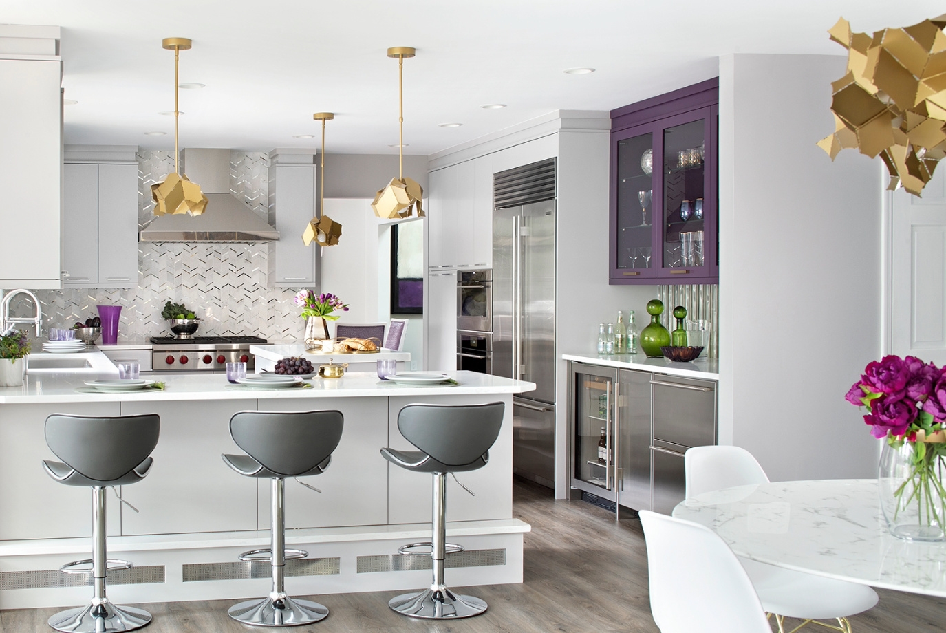 A Contemporary Kitchen with a Passion for Purple